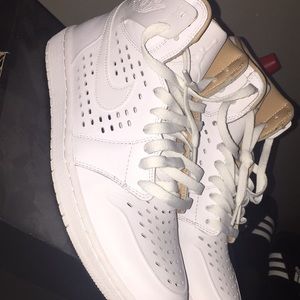 Men’s Air Jordan 1’s Vachetta Tan